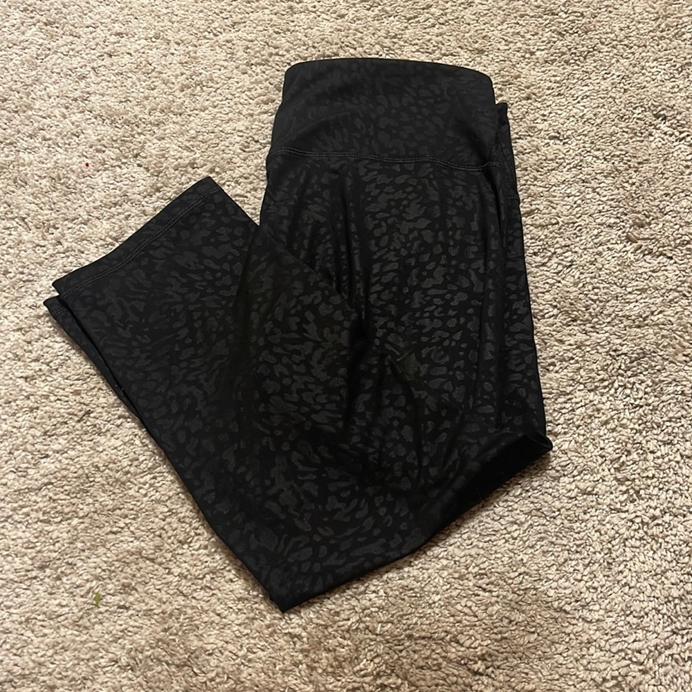 Old Navy Cropped Leggings